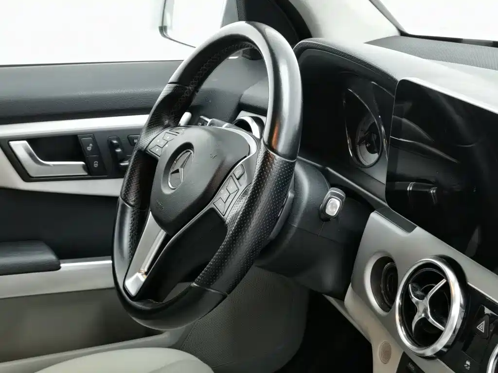Mercedes-Benz GLK-Class — миниатюра 22