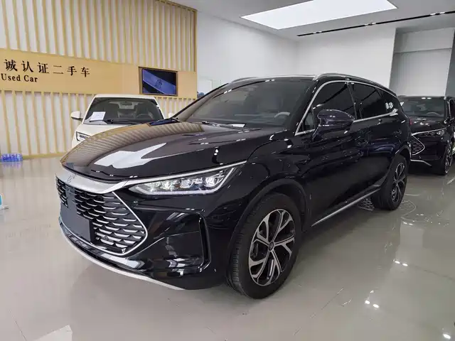 2025 BYD Tang
