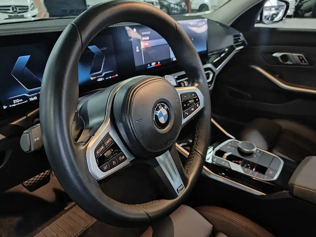 BMW 3 Series — миниатюра 14
