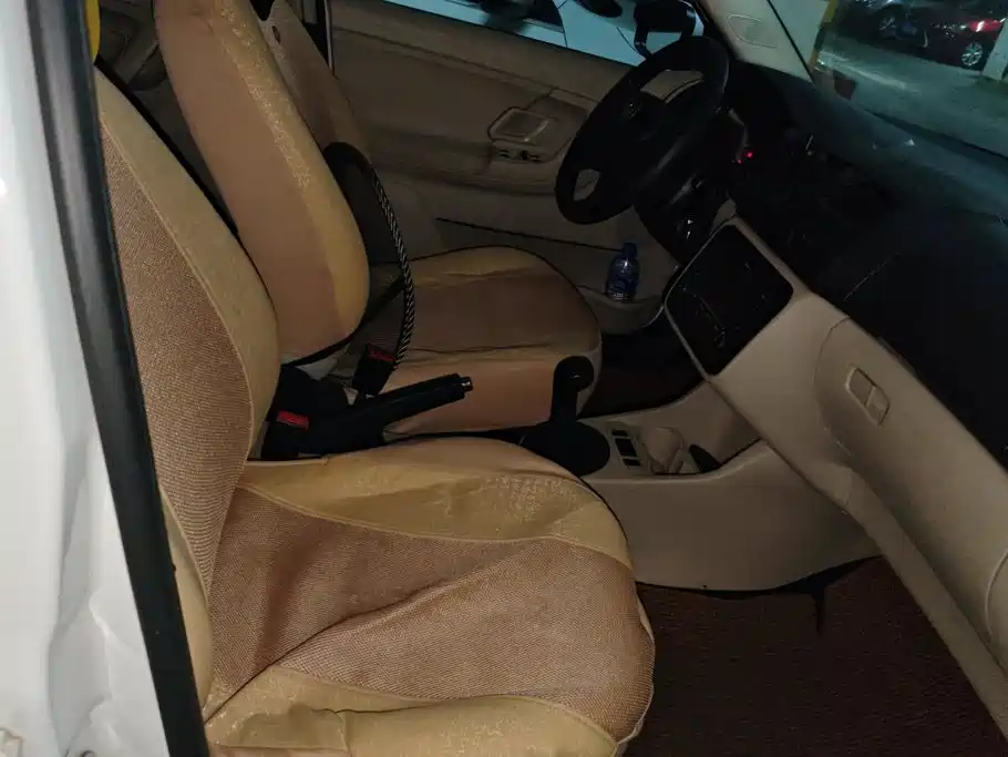 Skoda Fabia — миниатюра 8