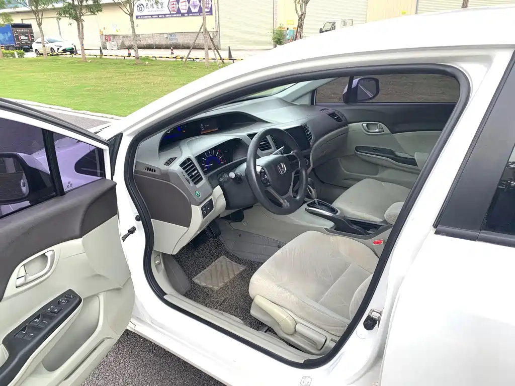 Honda Civic — миниатюра 6
