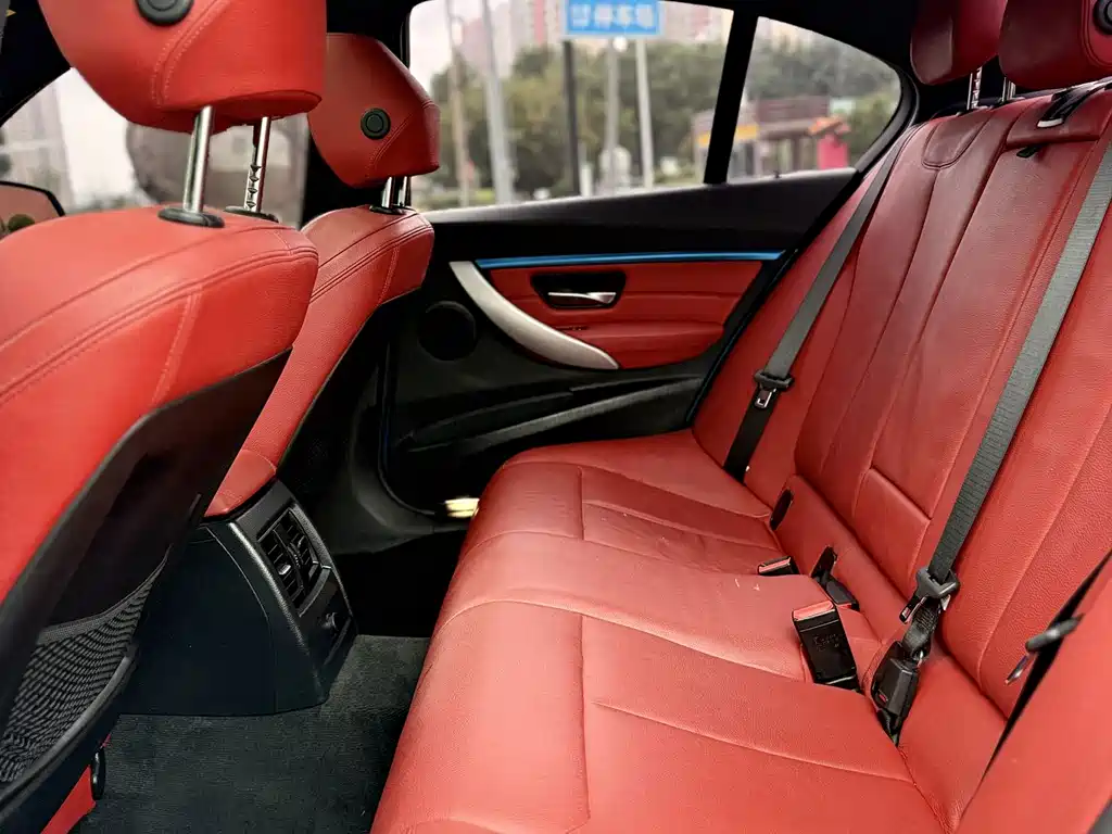 BMW 3 Series — миниатюра 12