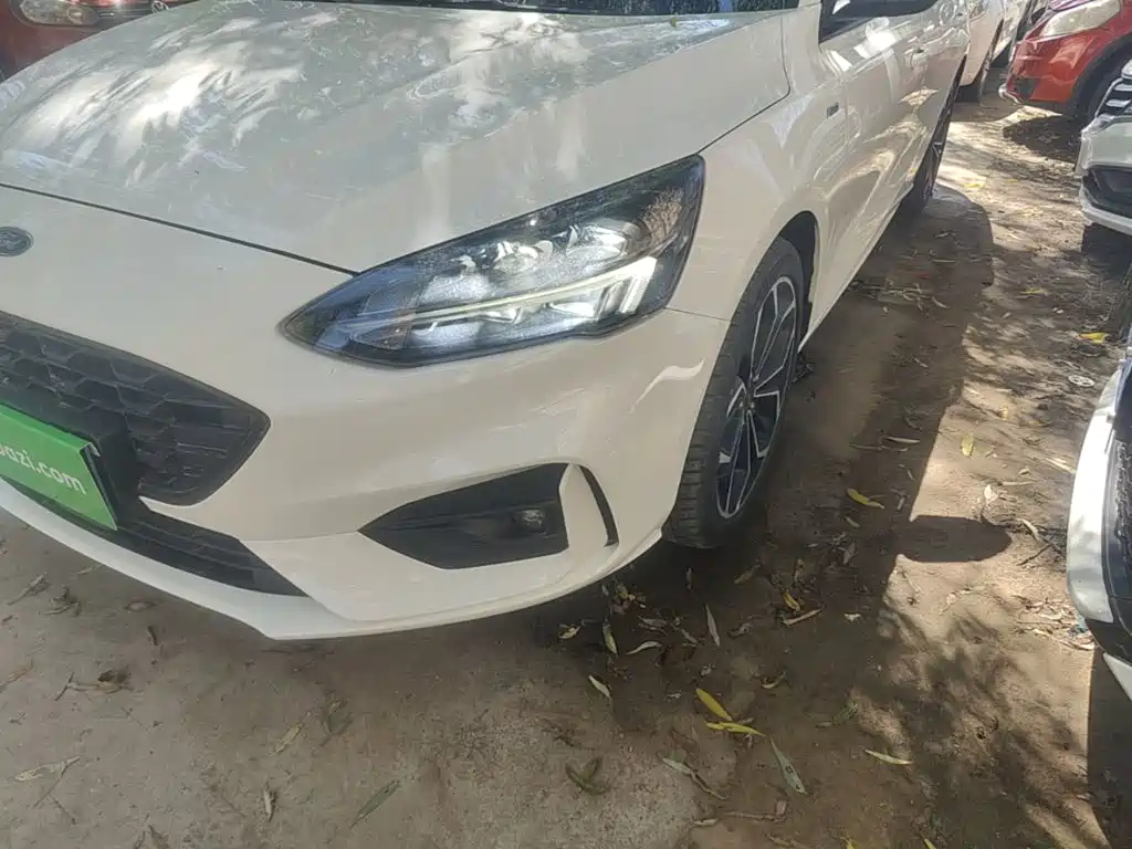 Ford Focus — миниатюра 24