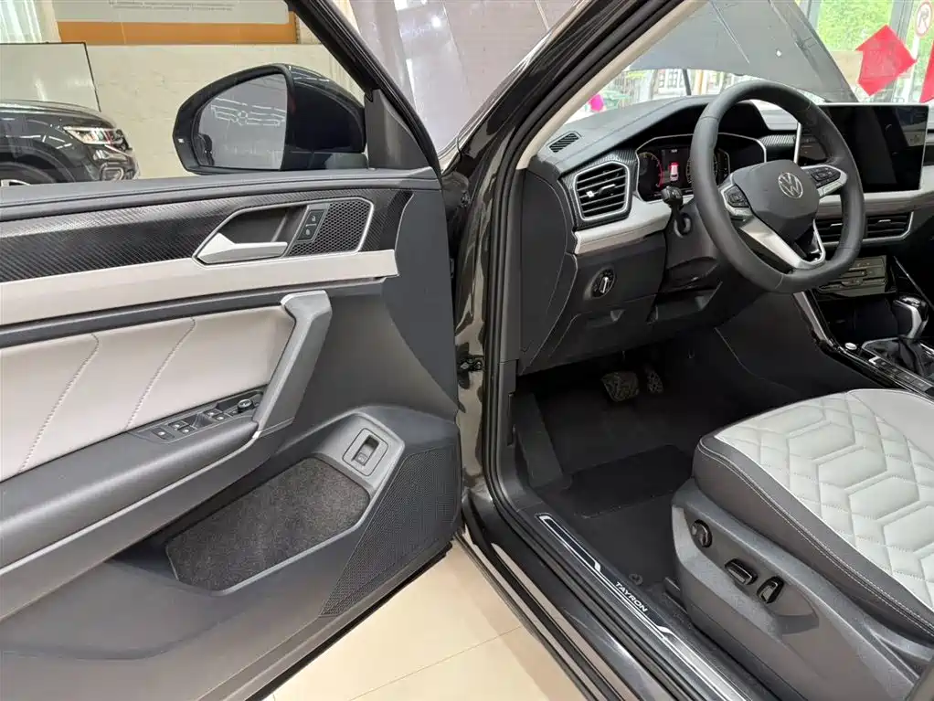 Volkswagen Tayron 2023 280TSI Luxury Plus