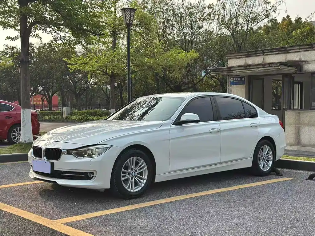 BMW 3 Series — миниатюра 2