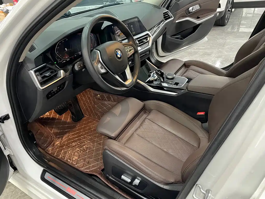 BMW 3 Series 3 2022 320i Sport