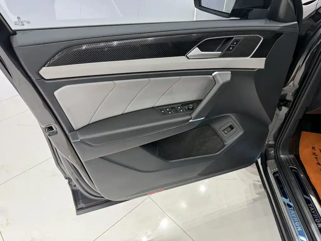 Volkswagen Tayron 2023 280TSI Luxury Plus