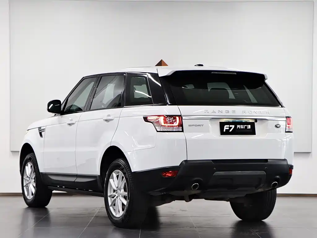 Land Rover Range Rover Sport 2016 3.0 SDV6 HSE DYNAMIC