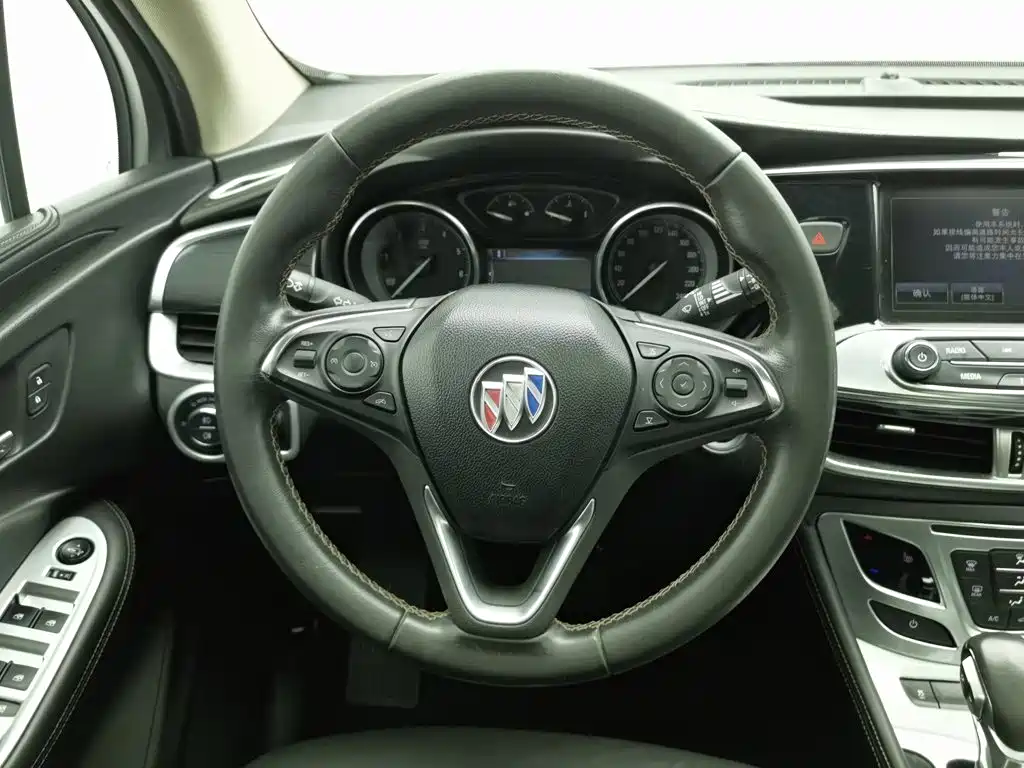 Buick Envision Plus — миниатюра 11