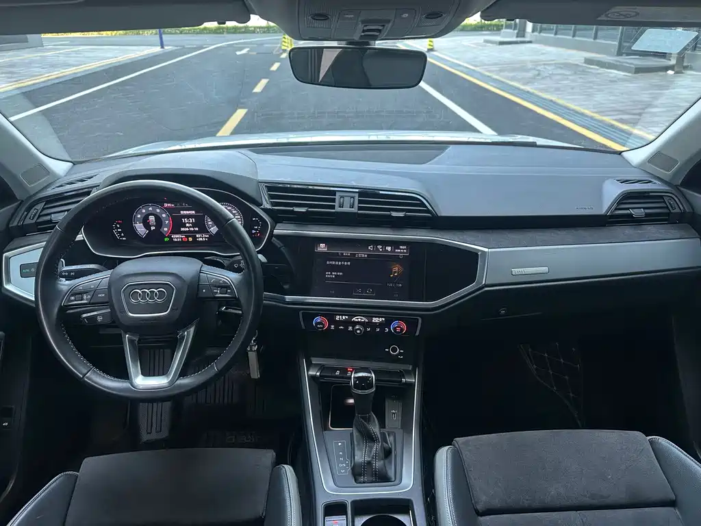 Audi Q3 — миниатюра 9