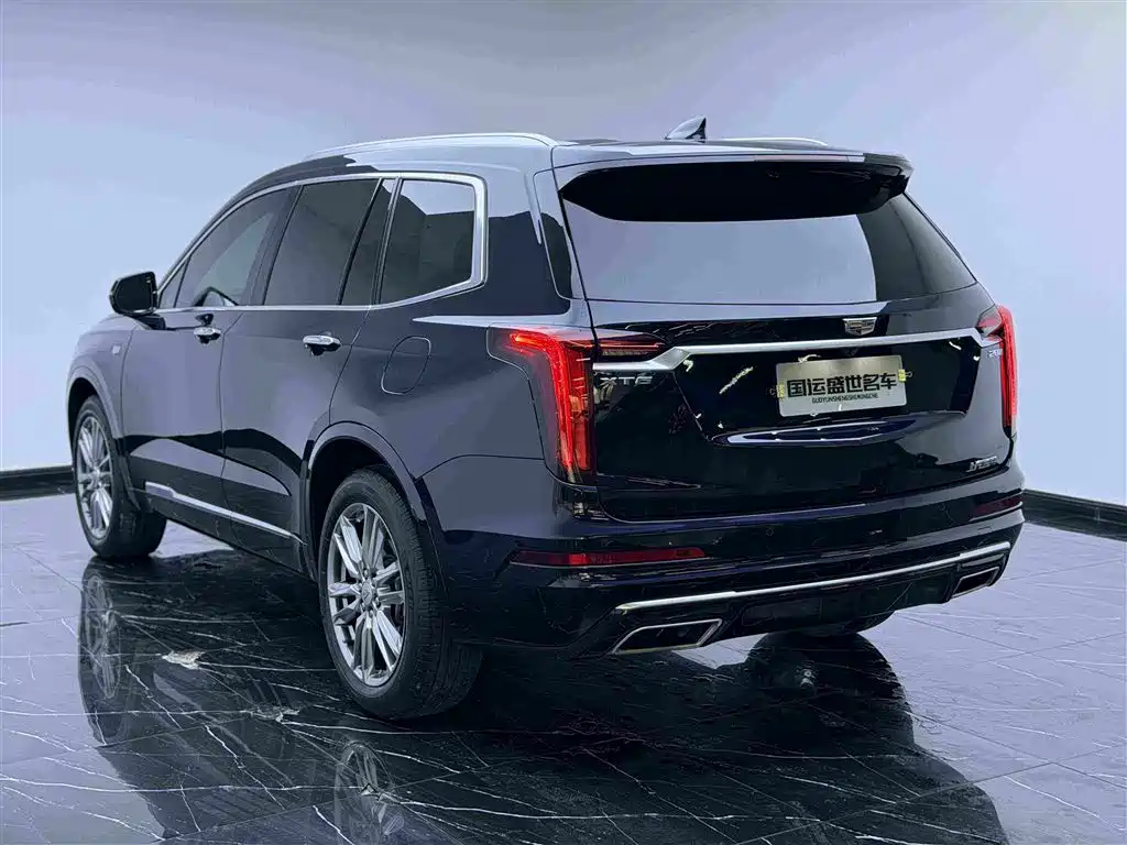 Cadillac XT6 2021 28T мест Luxury