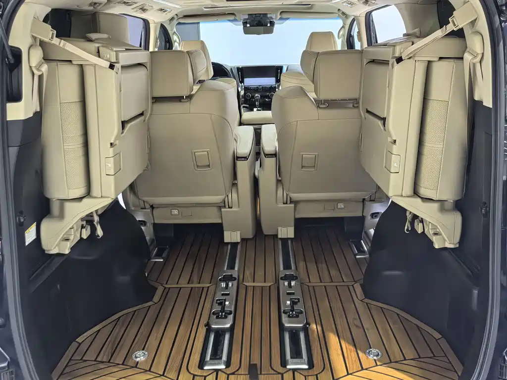 Toyota Vellfire 2021 2.5L HV