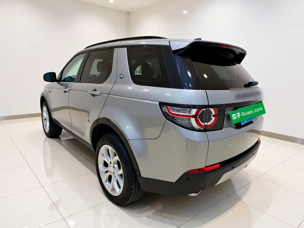 Land Rover Discovery Sport — миниатюра 4