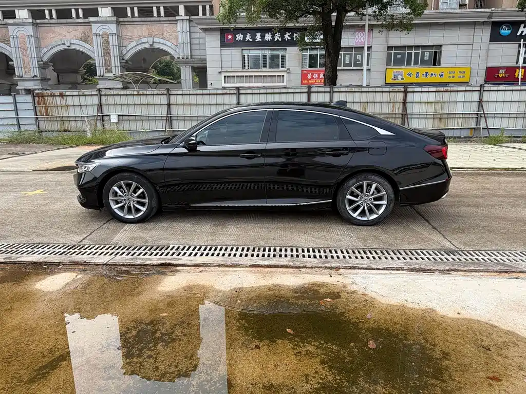 Honda Accord — миниатюра 5