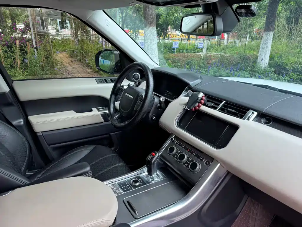 Land Rover Range Rover Sport 2014 3.0 SC V6 HSE