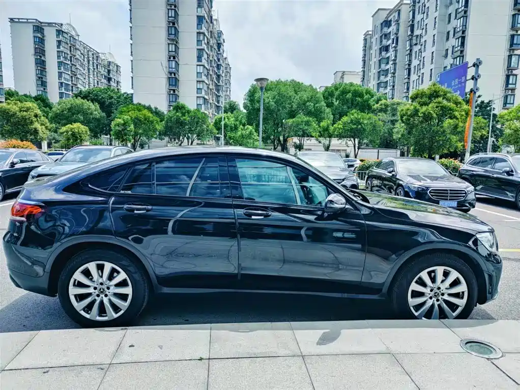 Mercedes-Benz GLC 2020 GLC 260 4MATIC SUV
