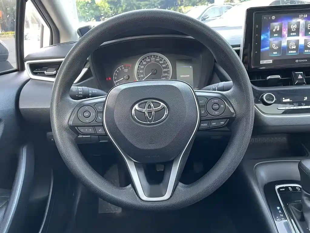 TOYOTA COROLLA