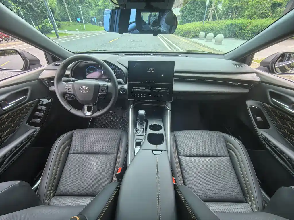Toyota Avalon 2024 2.0L Luxury