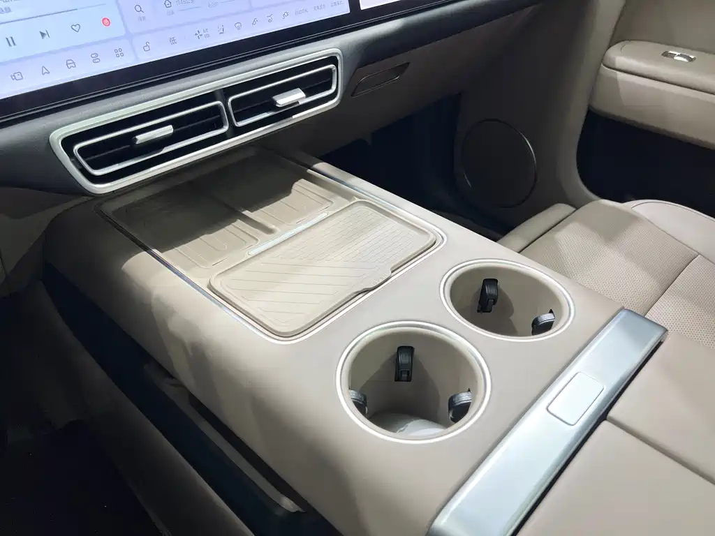 Li Auto Li L7 — миниатюра 18
