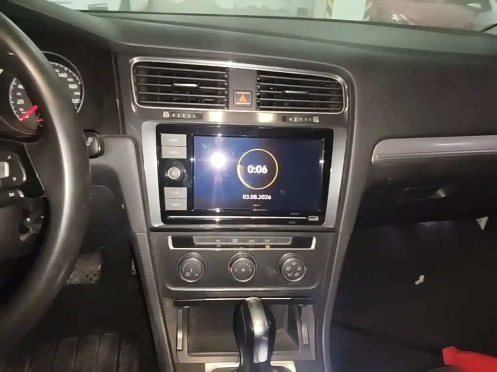 Volkswagen Golf — миниатюра 13