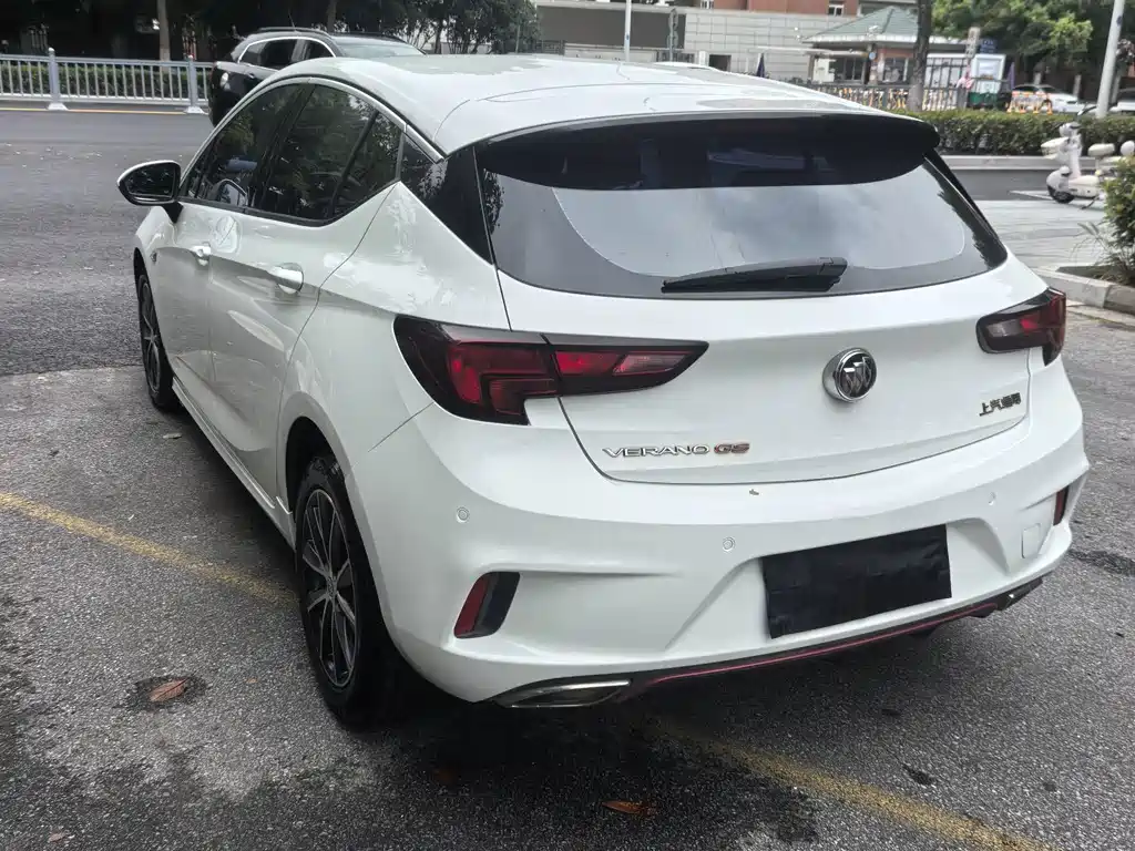 Buick Verano — миниатюра 9