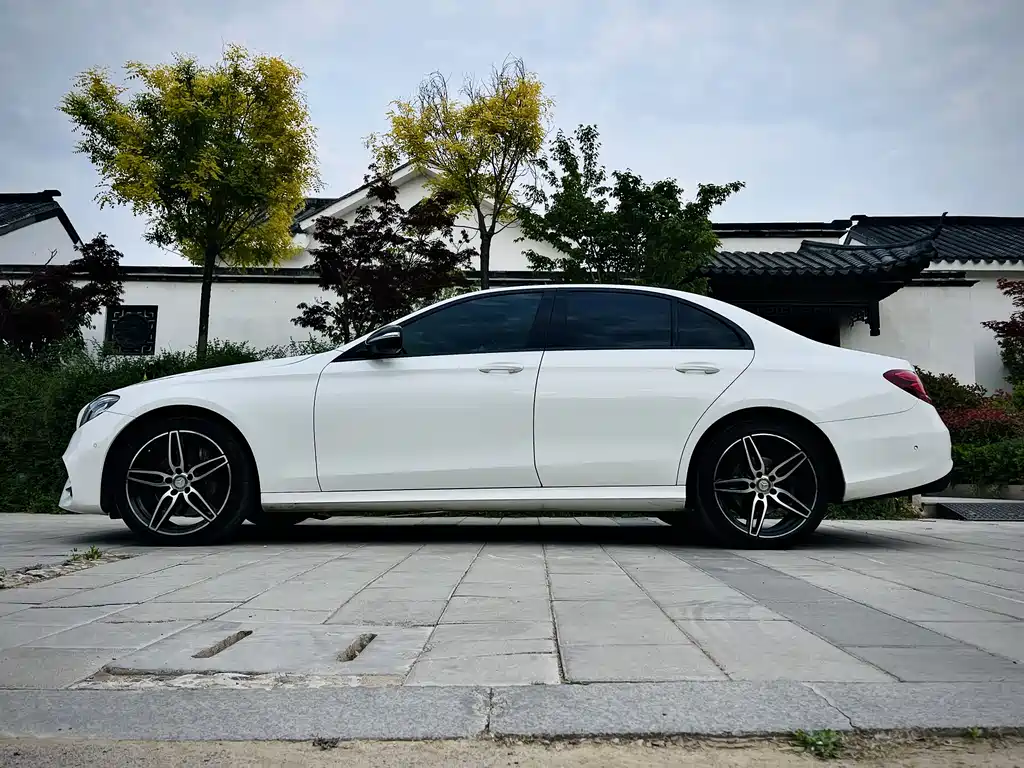 Mercedes-Benz E-Class E 2017 E 300 Sport