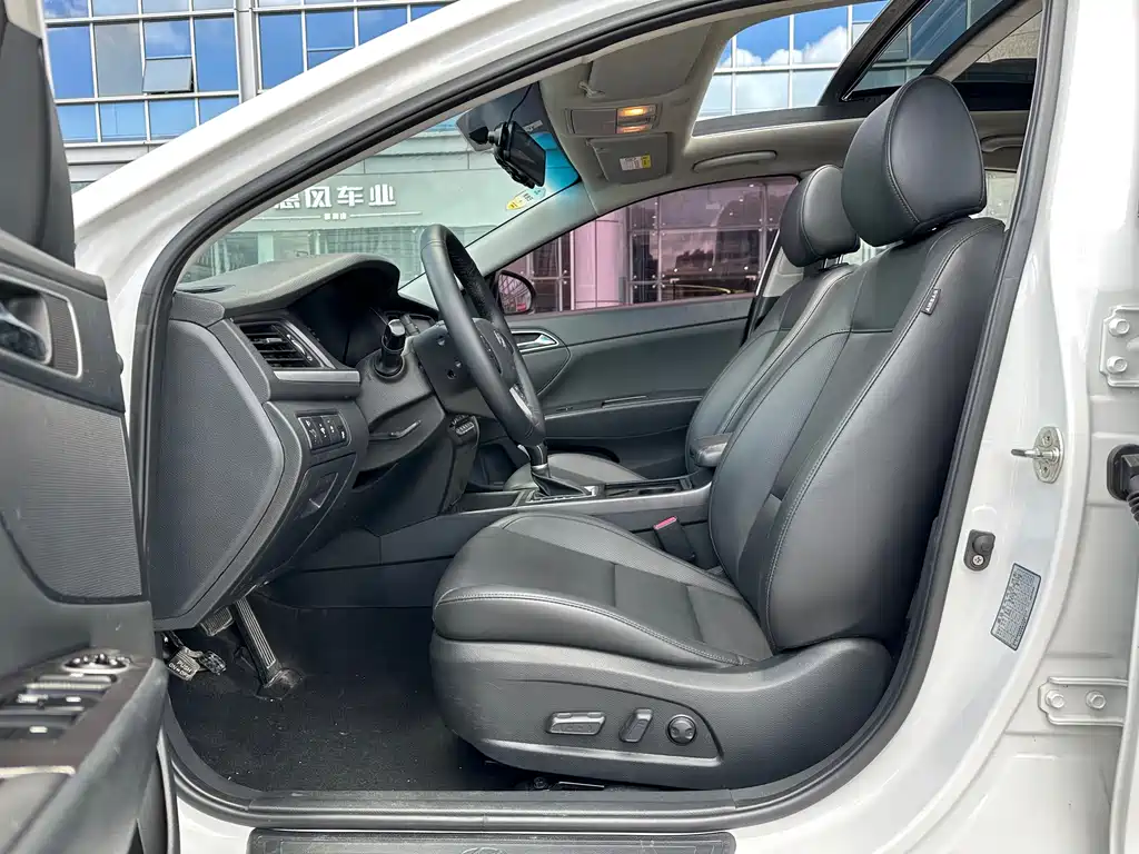 Hyundai Mistra — миниатюра 16