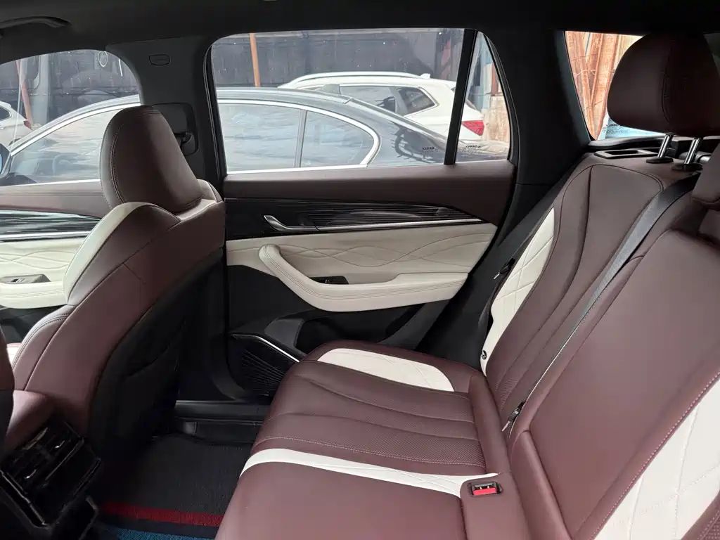 Geely Xingyue L — миниатюра 5