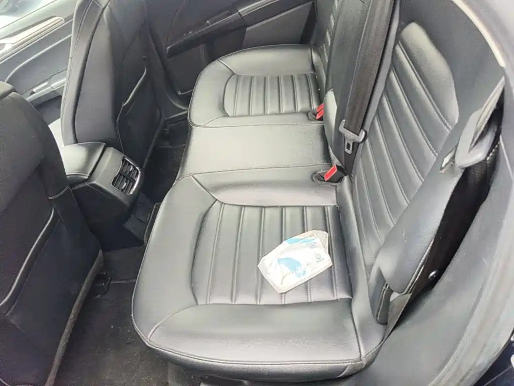 Ford Mondeo — миниатюра 17