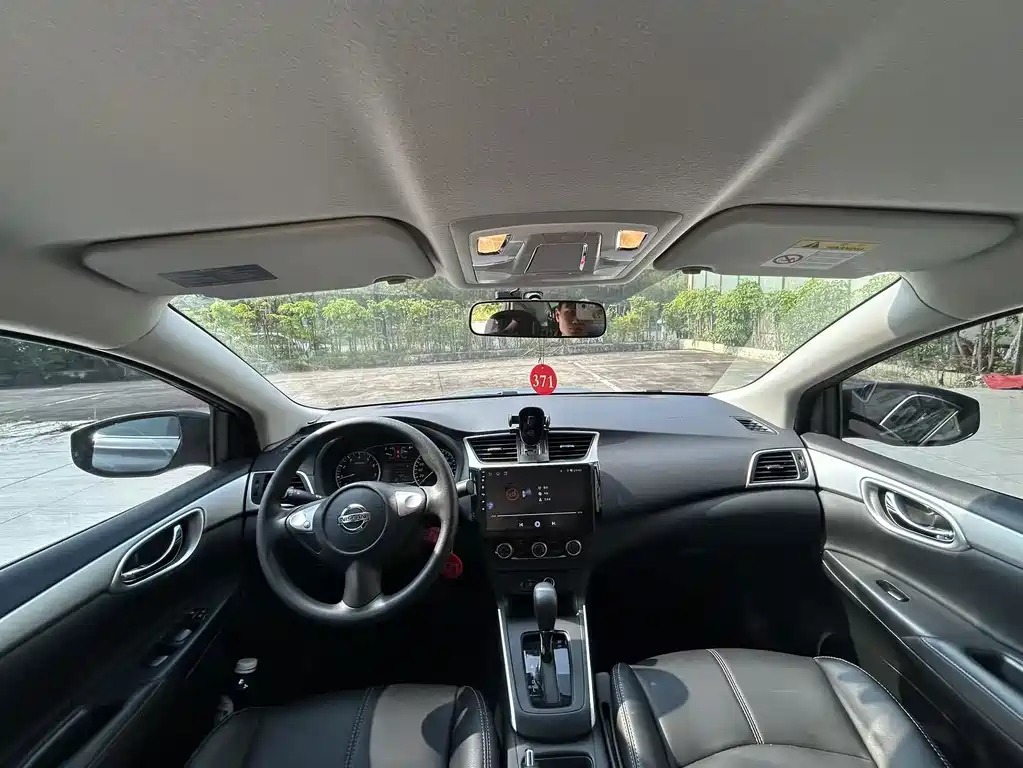Nissan Sylphy — миниатюра 6