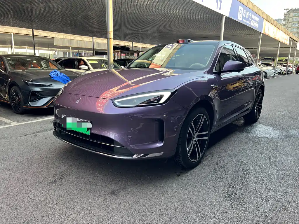 AITO M5 2025 EREV Ultra 4WD Edition