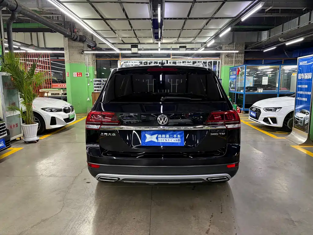 Volkswagen Teramont — миниатюра 5