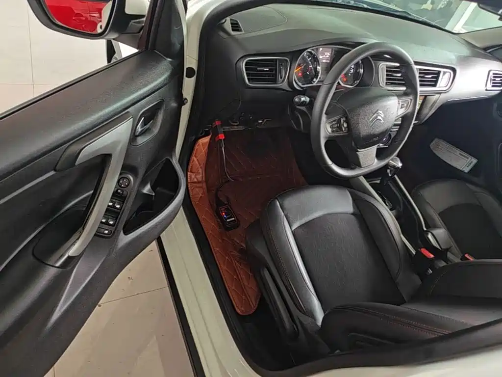 Citroen C3-XR — миниатюра 16