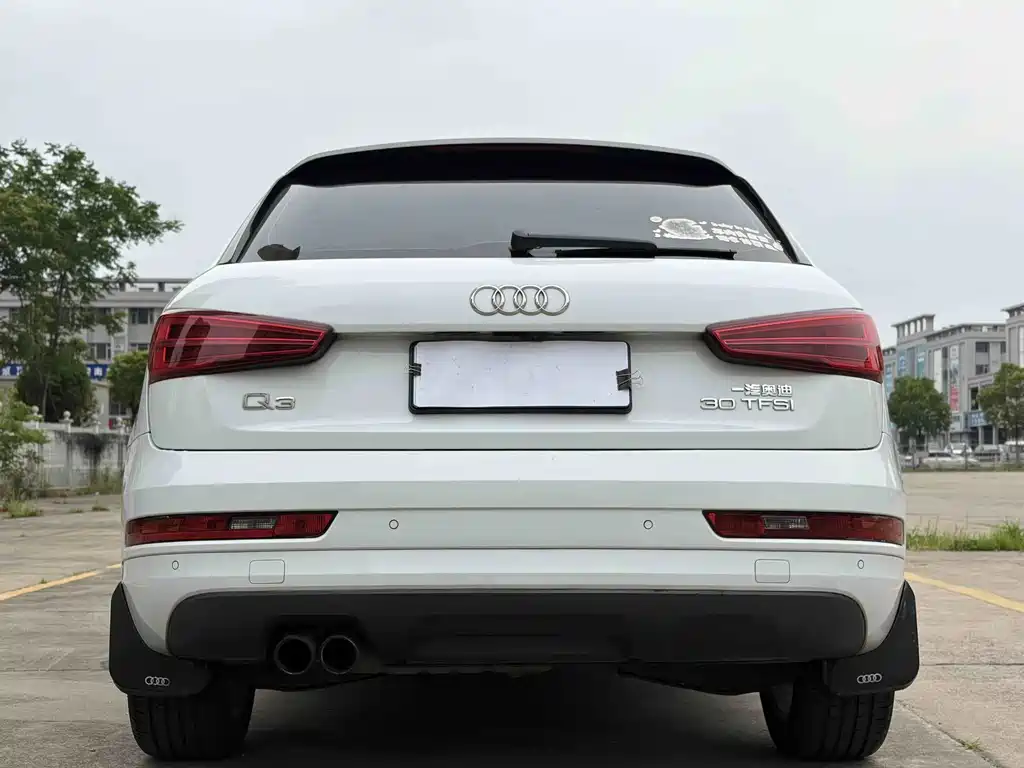 Audi Q3 — миниатюра 5