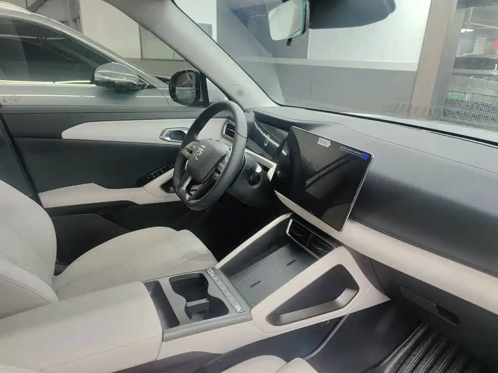 BYD Yuan UP — миниатюра 16