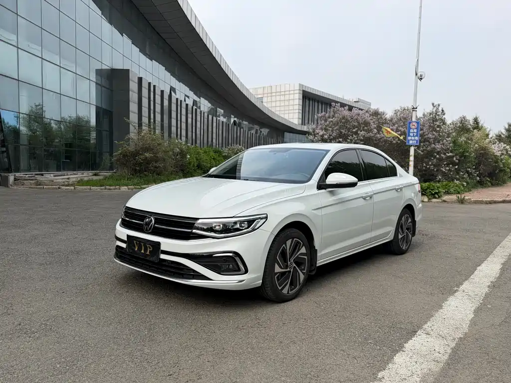 Volkswagen Bora 2023