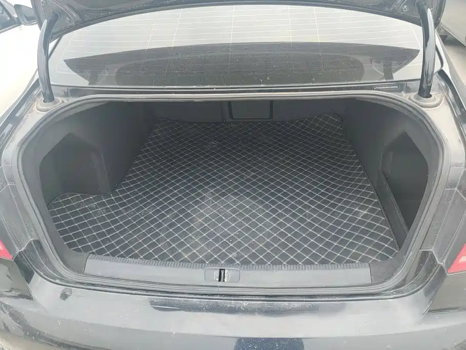 Volkswagen Magotan — миниатюра 4