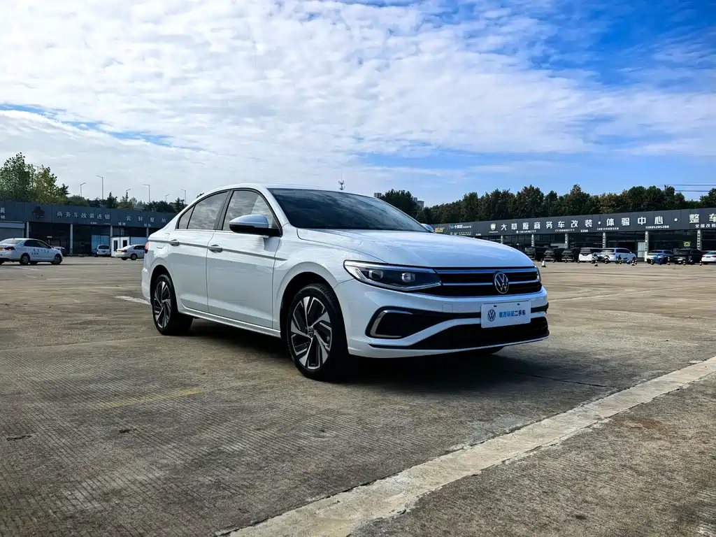Volkswagen Bora — миниатюра 3