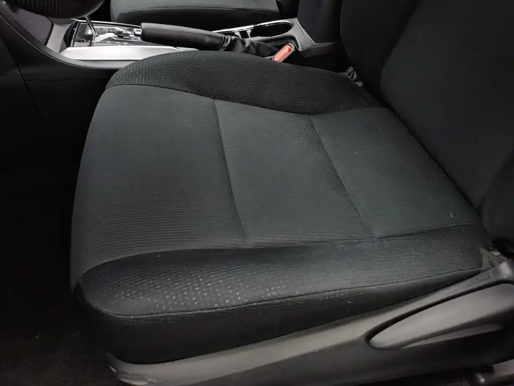 Toyota Corolla — миниатюра 20