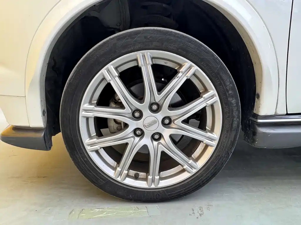Infiniti ESQ — миниатюра 16