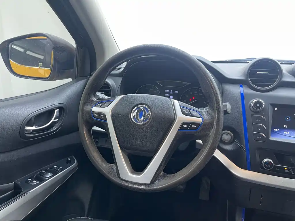 Dongfeng Rich 6 New Energy — миниатюра 7