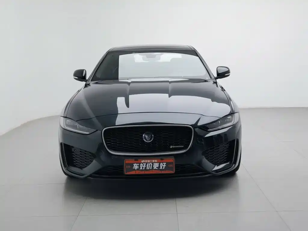 Jaguar XEL — миниатюра 3