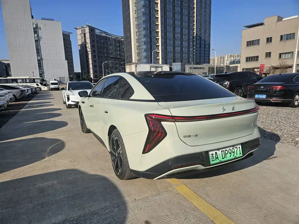 Hongqi EH7 2024 760 Pro+