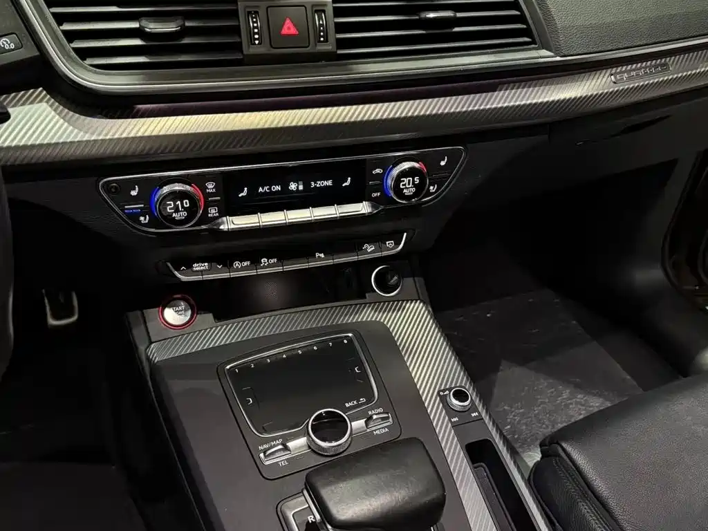Audi Q5L — миниатюра 12
