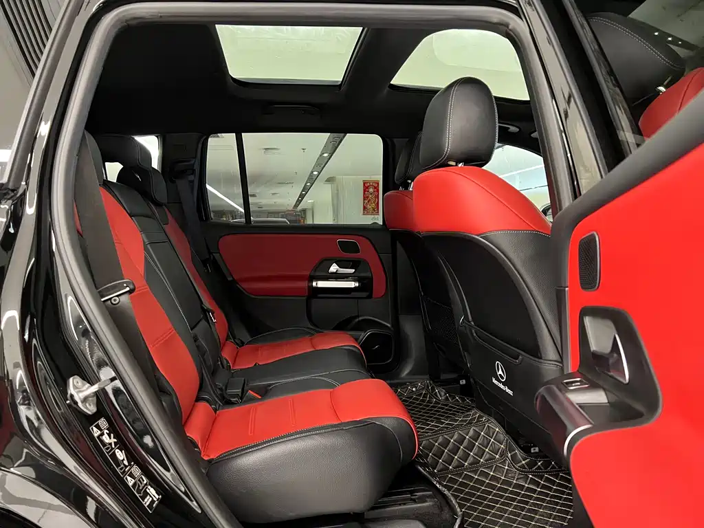 MERCEDES-BENZ GLB AMG