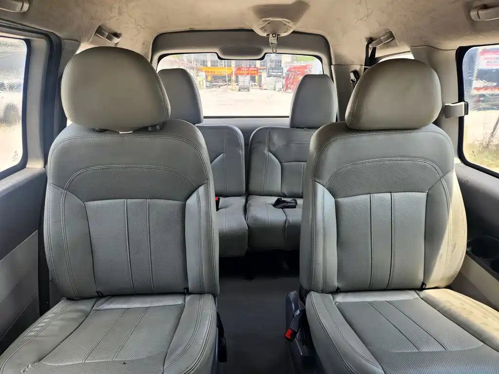 Forthing Lingzhi M3 1.6L 7 seats Comfort Type China V, фото 9