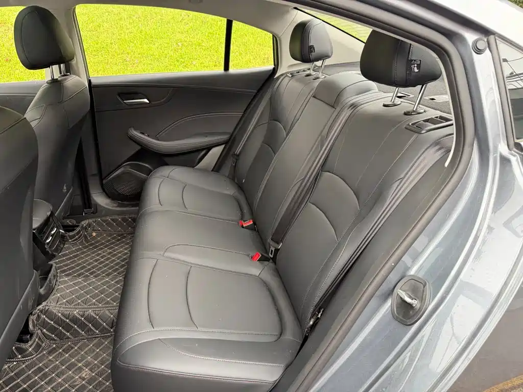 Roewe i5 — миниатюра 12