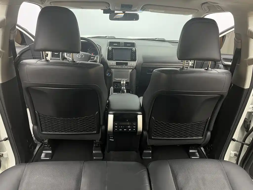 Toyota Prado — миниатюра 12