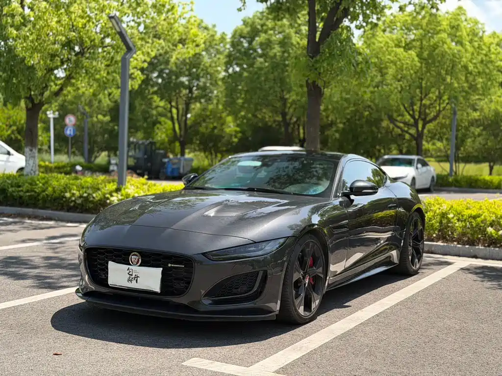 Jaguar F-TYPE 2021