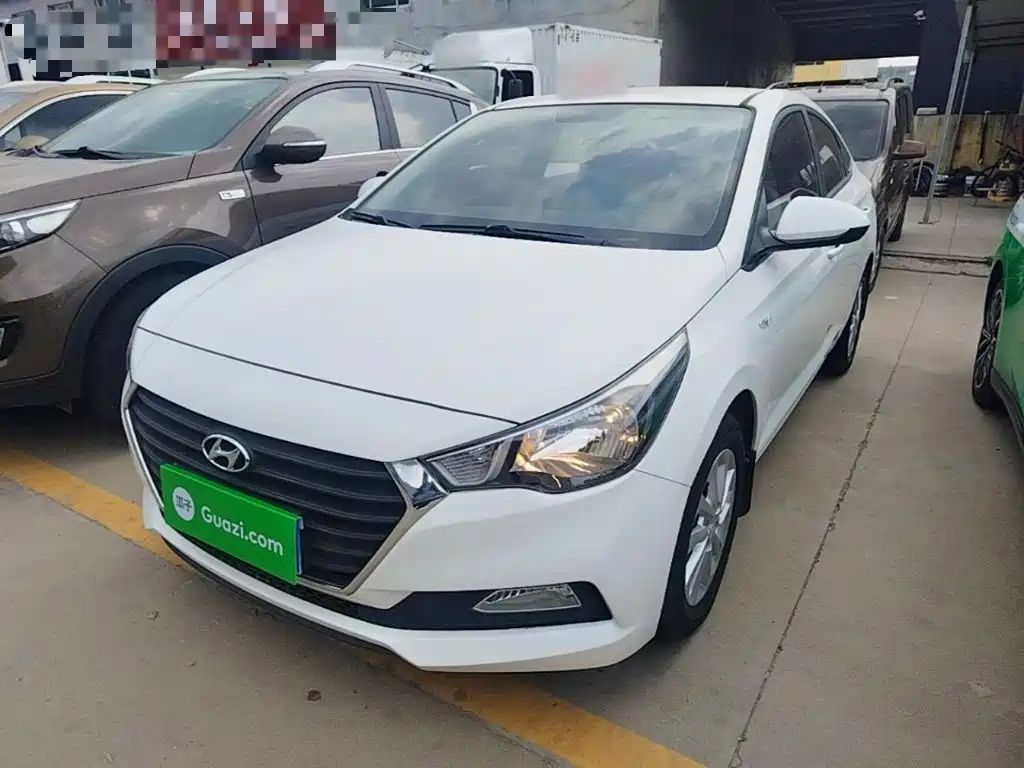 Hyundai Verna — миниатюра 2